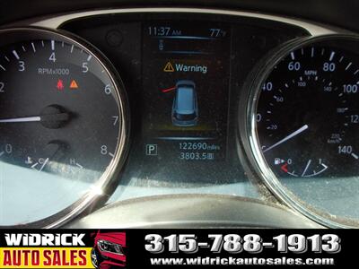 2016 Nissan Rogue SL   - Photo 9 - Watertown, NY 13601