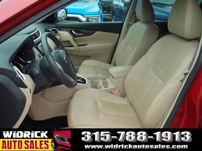 2016 Nissan Rogue SL - Photo 4 - Watertown, NY 13601