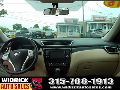 2016 Nissan Rogue SL - Photo 8 - Watertown, NY 13601
