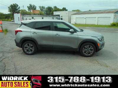 2024 Kia Seltos LX   - Photo 3 - Watertown, NY 13601