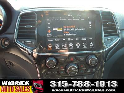 2021 Jeep Grand Cherokee Laredo X - Photo 10 - Watertown, NY 13601