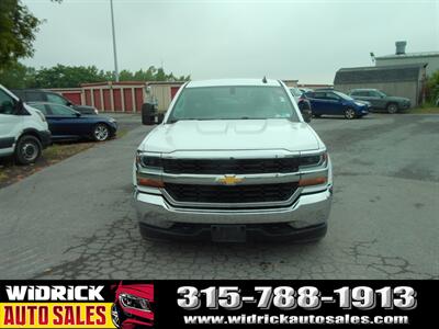 2018 Chevrolet Silverado 1500 LT   - Photo 2 - Watertown, NY 13601