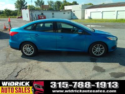 2015 Ford Focus SE - Photo 4 - Watertown, NY 13601