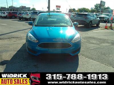 2015 Ford Focus SE - Photo 2 - Watertown, NY 13601