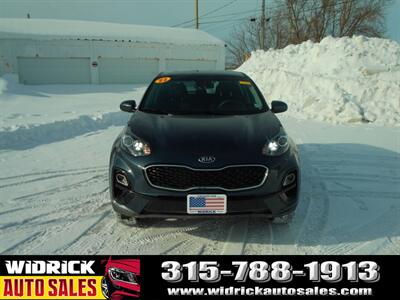 2022 Kia Sportage LX   - Photo 2 - Watertown, NY 13601