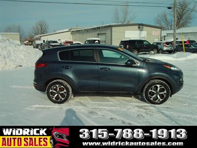 2022 Kia Sportage LX   - Photo 4 - Watertown, NY 13601