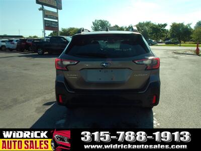 2022 Subaru Outback Premium   - Photo 6 - Watertown, NY 13601