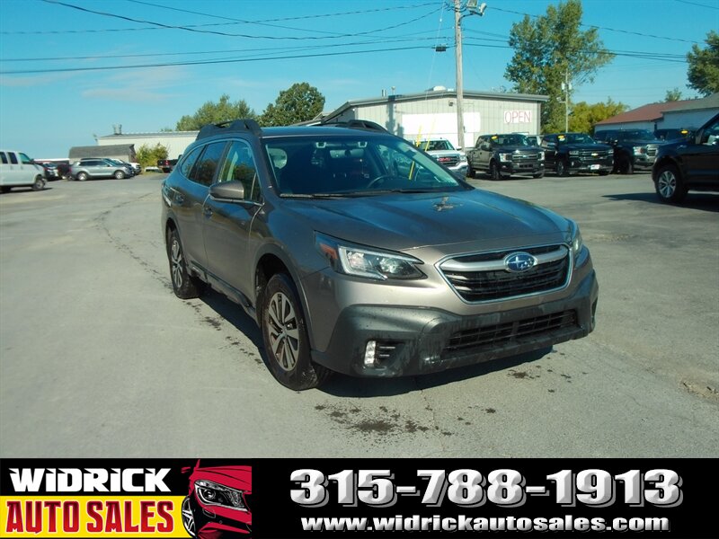 2022 Subaru Outback Premium - Photo 1 - Watertown, NY 13601