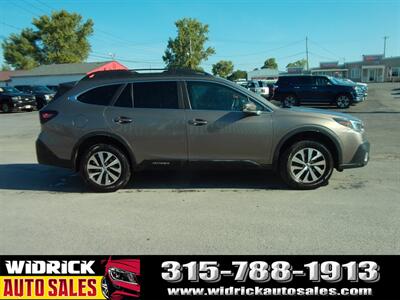 2022 Subaru Outback Premium   - Photo 4 - Watertown, NY 13601