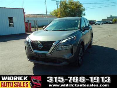 2022 Nissan Rogue SV   - Photo 3 - Watertown, NY 13601