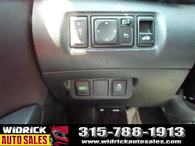 2019 Nissan Sentra S   - Photo 8 - Watertown, NY 13601