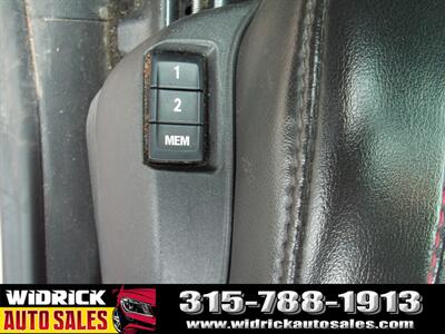 2017 Chevrolet Equinox Premier   - Photo 10 - Watertown, NY 13601