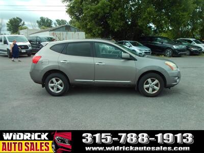 2013 Nissan Rogue S   - Photo 4 - Watertown, NY 13601