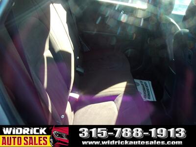 2013 Nissan Rogue S   - Photo 5 - Watertown, NY 13601