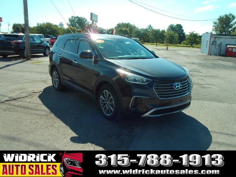 2017 Hyundai SANTA FE SE   - Photo 1 - Watertown, NY 13601