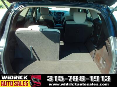 2017 Hyundai SANTA FE SE - Photo 6 - Watertown, NY 13601