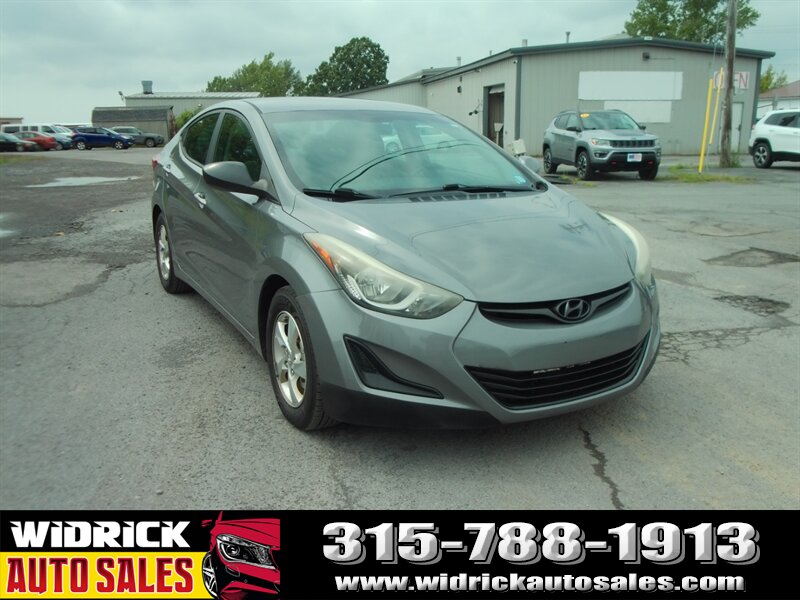 2014 Hyundai ELANTRA SE  