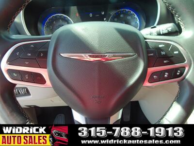 2022 Chrysler Pacifica Touring L - Photo 8 - Watertown, NY 13601