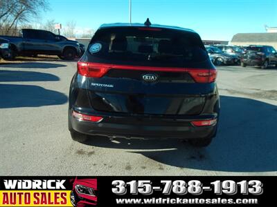 2017 Kia Sportage LX   - Photo 6 - Watertown, NY 13601