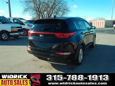 2017 Kia Sportage LX   - Photo 5 - Watertown, NY 13601