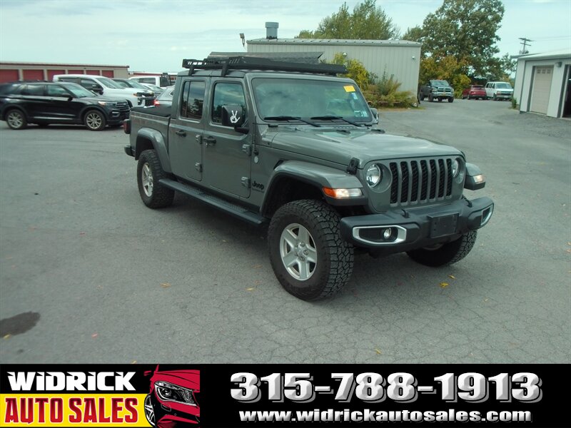 2021 Jeep Gladiator Sport S   - Photo 1 - Watertown, NY 13601