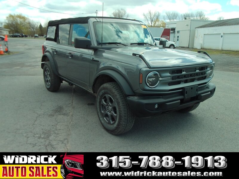 2022 Ford Bronco Big Bend   - Photo 1 - Watertown, NY 13601