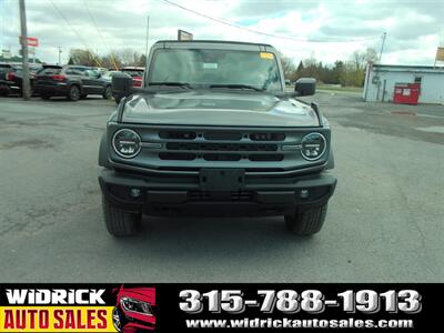 2022 Ford Bronco Big Bend   - Photo 2 - Watertown, NY 13601