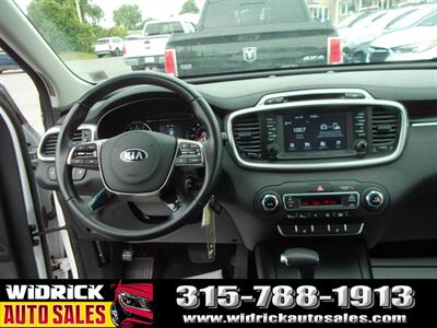 2019 Kia Sorento LX   - Photo 6 - Watertown, NY 13601
