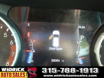 2018 Jeep Compass Latitude   - Photo 9 - Watertown, NY 13601