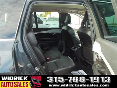 2021 Volvo XC90 T5 Momentum   - Photo 5 - Watertown, NY 13601