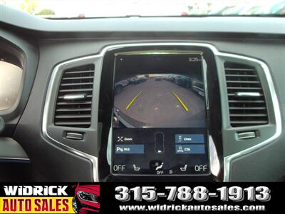 2021 Volvo XC90 T5 Momentum   - Photo 12 - Watertown, NY 13601