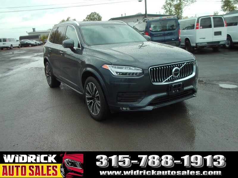 2021 Volvo XC90 T5 Momentum - Photo 1 - Watertown, NY 13601