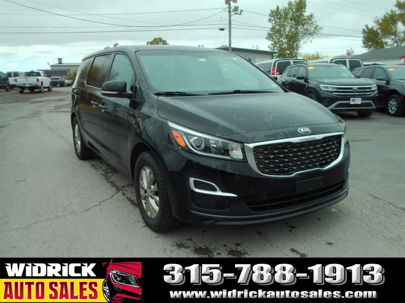 2020 Kia Sedona LX - Photo 1 - Watertown, NY 13601