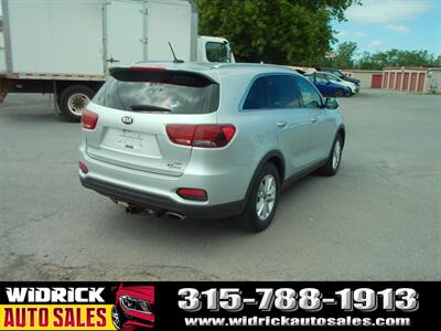 2020 Kia Sorento LX - Photo 15 - Watertown, NY 13601