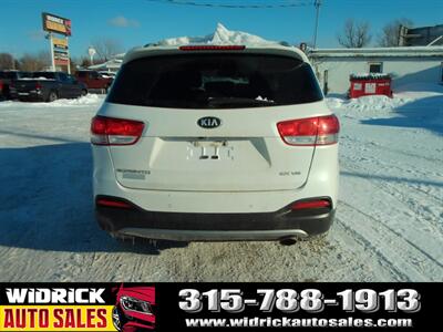 2017 Kia Sorento EX V6   - Photo 6 - Watertown, NY 13601