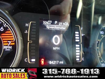 2019 Jeep Cherokee Altitude   - Photo 9 - Watertown, NY 13601