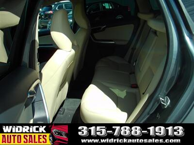 2016 Volvo XC60 T6 Drive-E - Photo 5 - Watertown, NY 13601