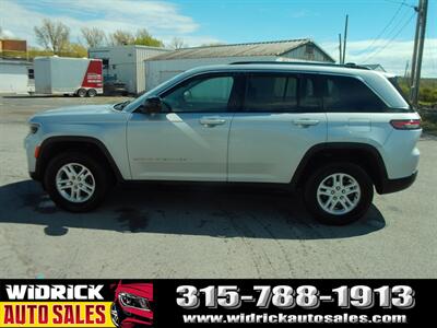 2023 Jeep Grand Cherokee Laredo - Photo 8 - Watertown, NY 13601