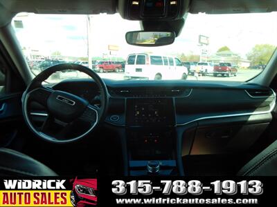 2023 Jeep Grand Cherokee Laredo - Photo 12 - Watertown, NY 13601