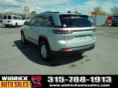 2023 Jeep Grand Cherokee Laredo - Photo 7 - Watertown, NY 13601
