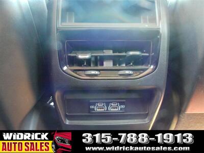 2023 Jeep Grand Cherokee Laredo - Photo 11 - Watertown, NY 13601
