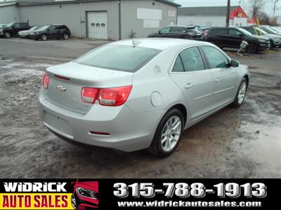 2015 Chevrolet Malibu LT 1LT   - Photo 5 - Watertown, NY 13601