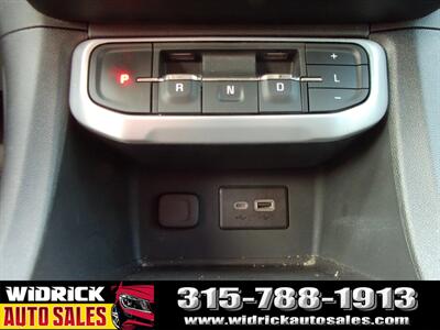 2022 GMC Acadia SLE - Photo 12 - Watertown, NY 13601
