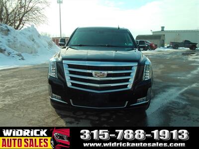 2018 Cadillac Escalade Premium Luxury - Photo 2 - Watertown, NY 13601