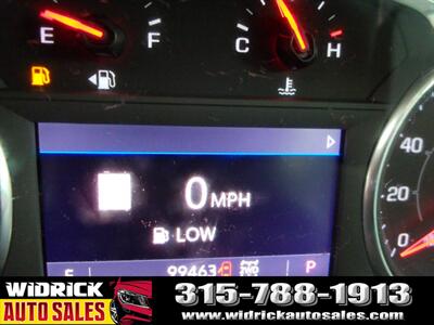 2020 GMC Acadia SLT   - Photo 9 - Watertown, NY 13601
