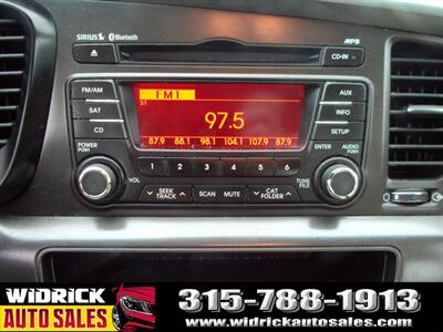 2012 Kia Optima LX   - Photo 8 - Watertown, NY 13601