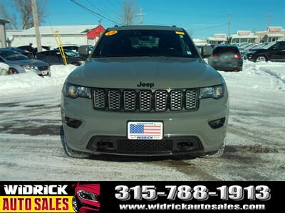 2020 Jeep Grand Cherokee Altitude   - Photo 2 - Watertown, NY 13601