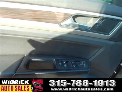 2021 Volkswagen Atlas 3.6L V6 SE w/Technology   - Photo 13 - Watertown, NY 13601