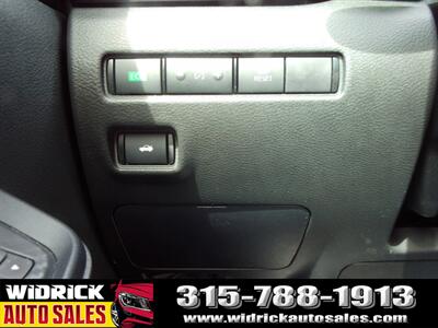 2024 Nissan Sentra SV   - Photo 8 - Watertown, NY 13601