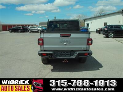 2020 Jeep Gladiator Overland   - Photo 17 - Watertown, NY 13601